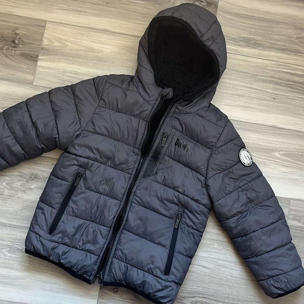 DKNY reversible winter puffer jacket boys 7 years